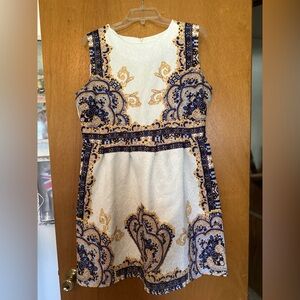 Elegant Paisley Dress 👗